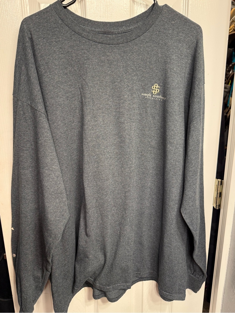 Simply Southern Girl Loves Books Long Sleeve Shirt - Charcoal with Cream Logo